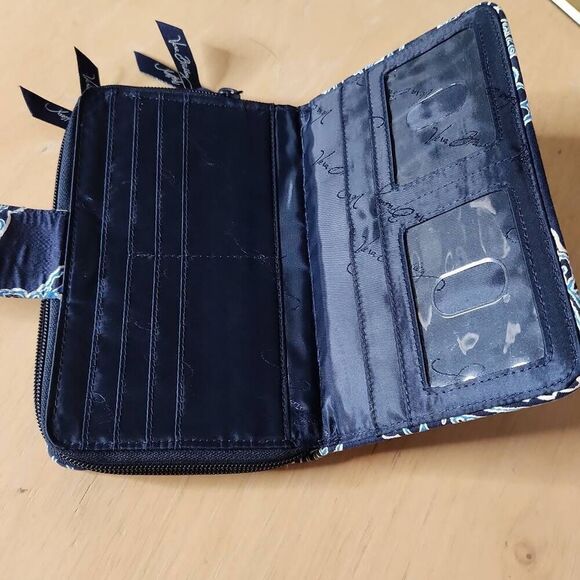 Vera Bradley blue paisley zip around wallet - Picture 4 of 5